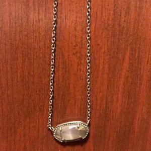 Kendra Scott necklace